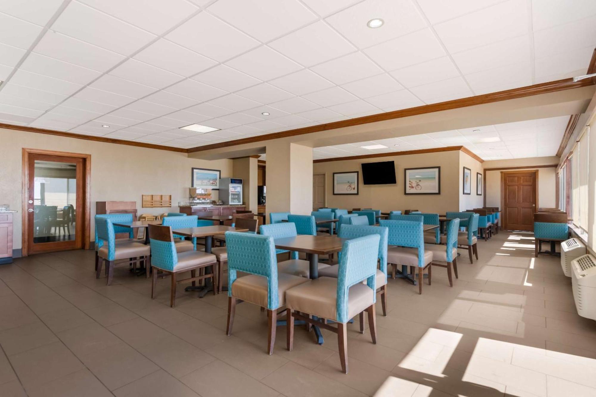 Comfort Inn South Oceanfront Nags Head Bagian luar foto