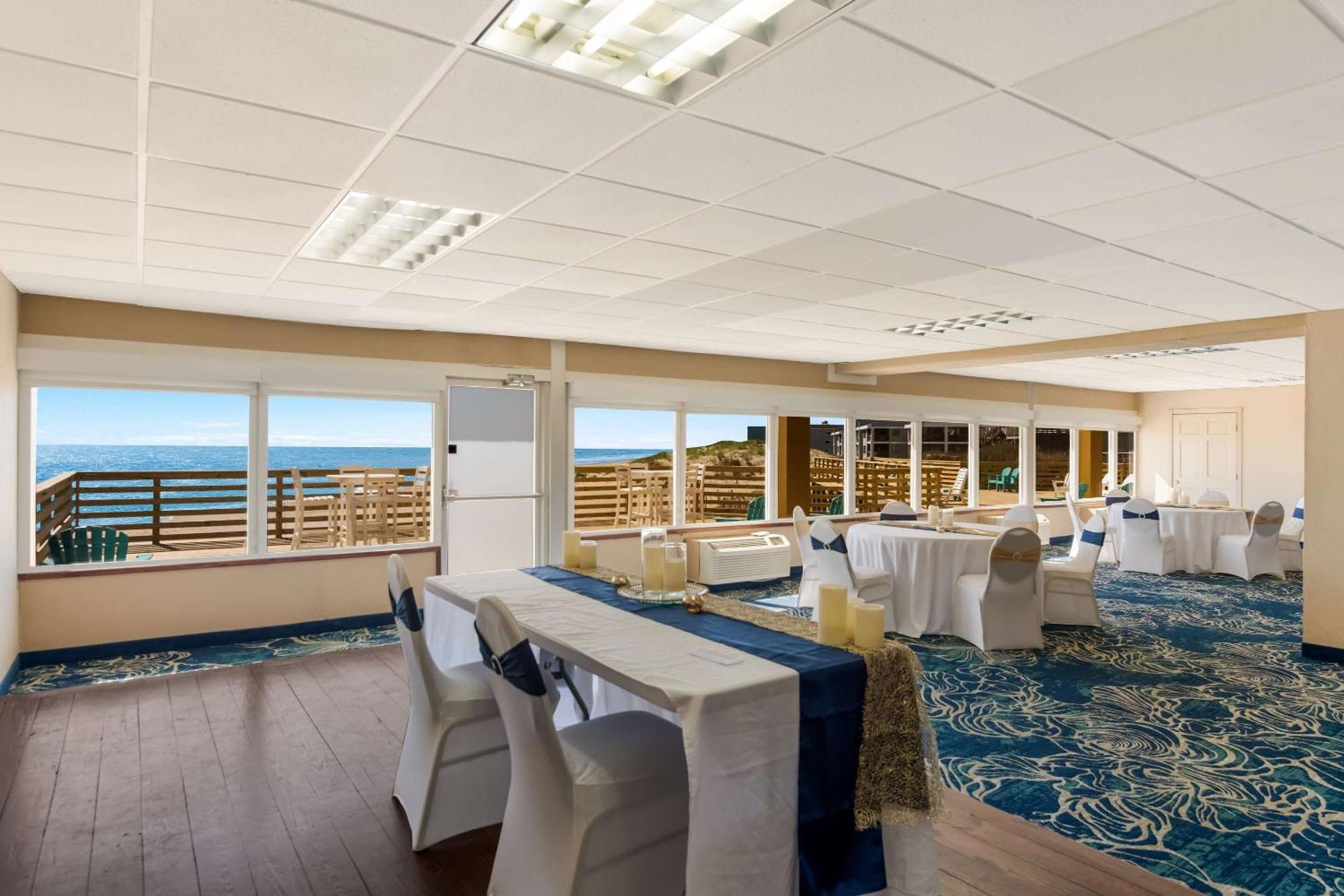Comfort Inn South Oceanfront Nags Head Bagian luar foto