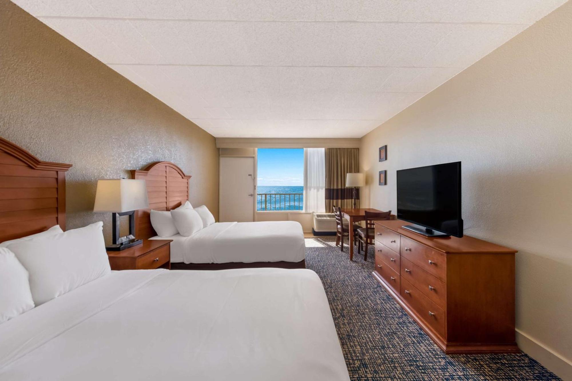 Comfort Inn South Oceanfront Nags Head Bagian luar foto