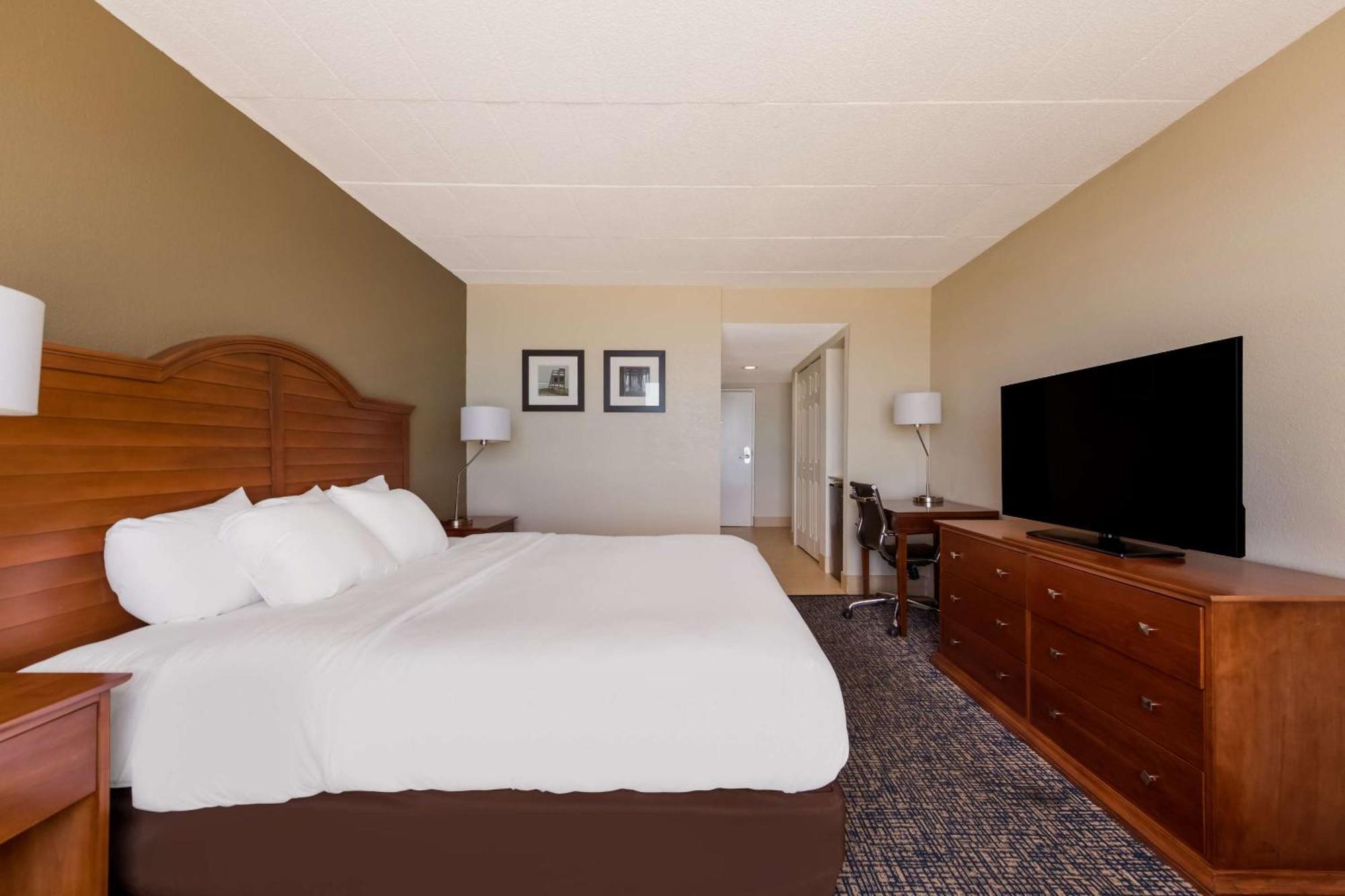 Comfort Inn South Oceanfront Nags Head Bagian luar foto