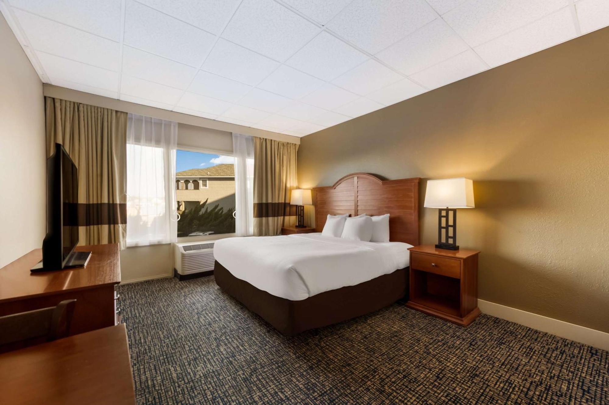 Comfort Inn South Oceanfront Nags Head Bagian luar foto