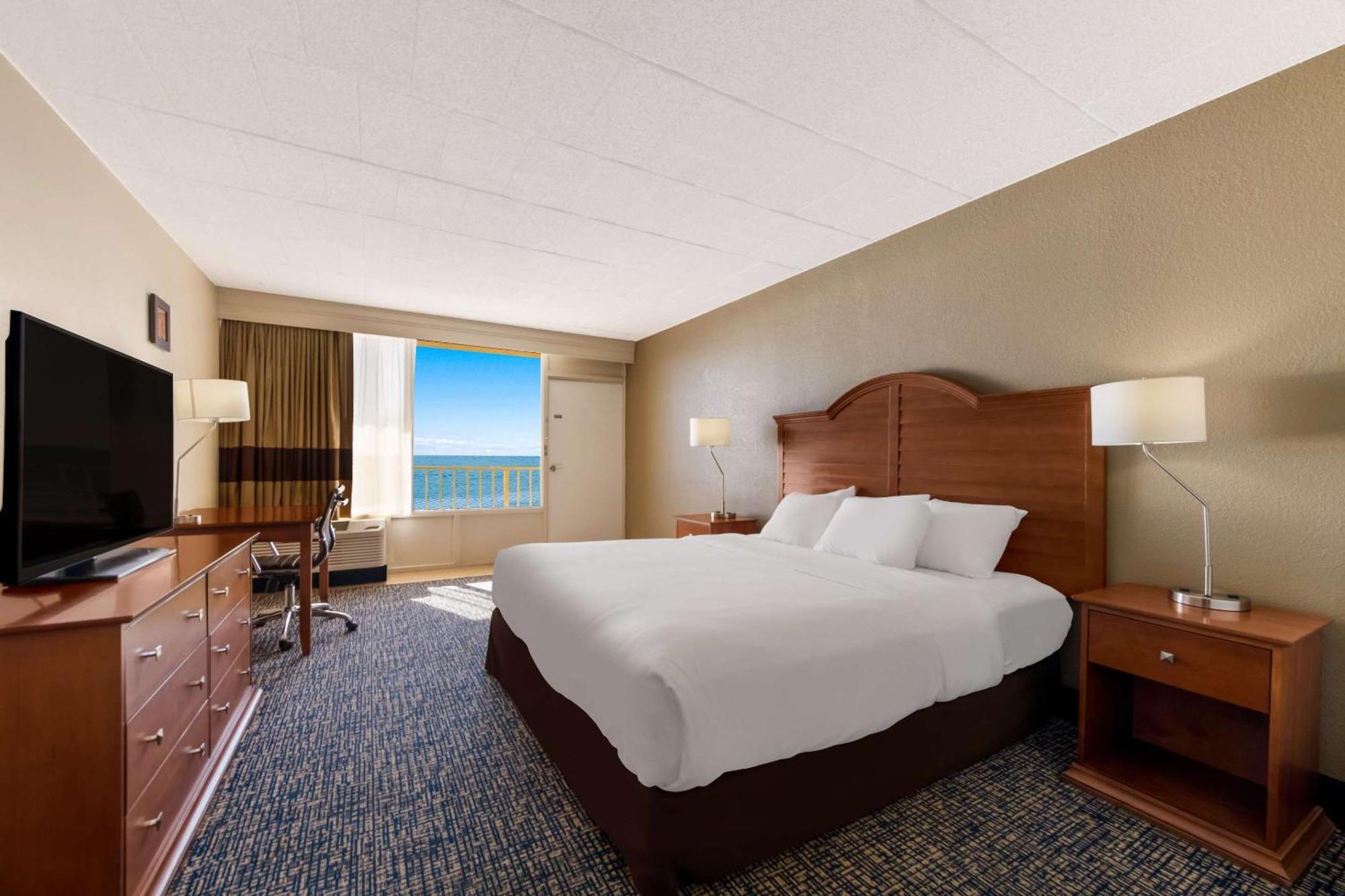 Comfort Inn South Oceanfront Nags Head Bagian luar foto