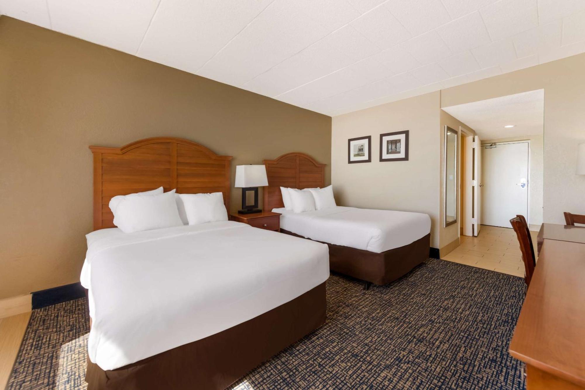 Comfort Inn South Oceanfront Nags Head Bagian luar foto
