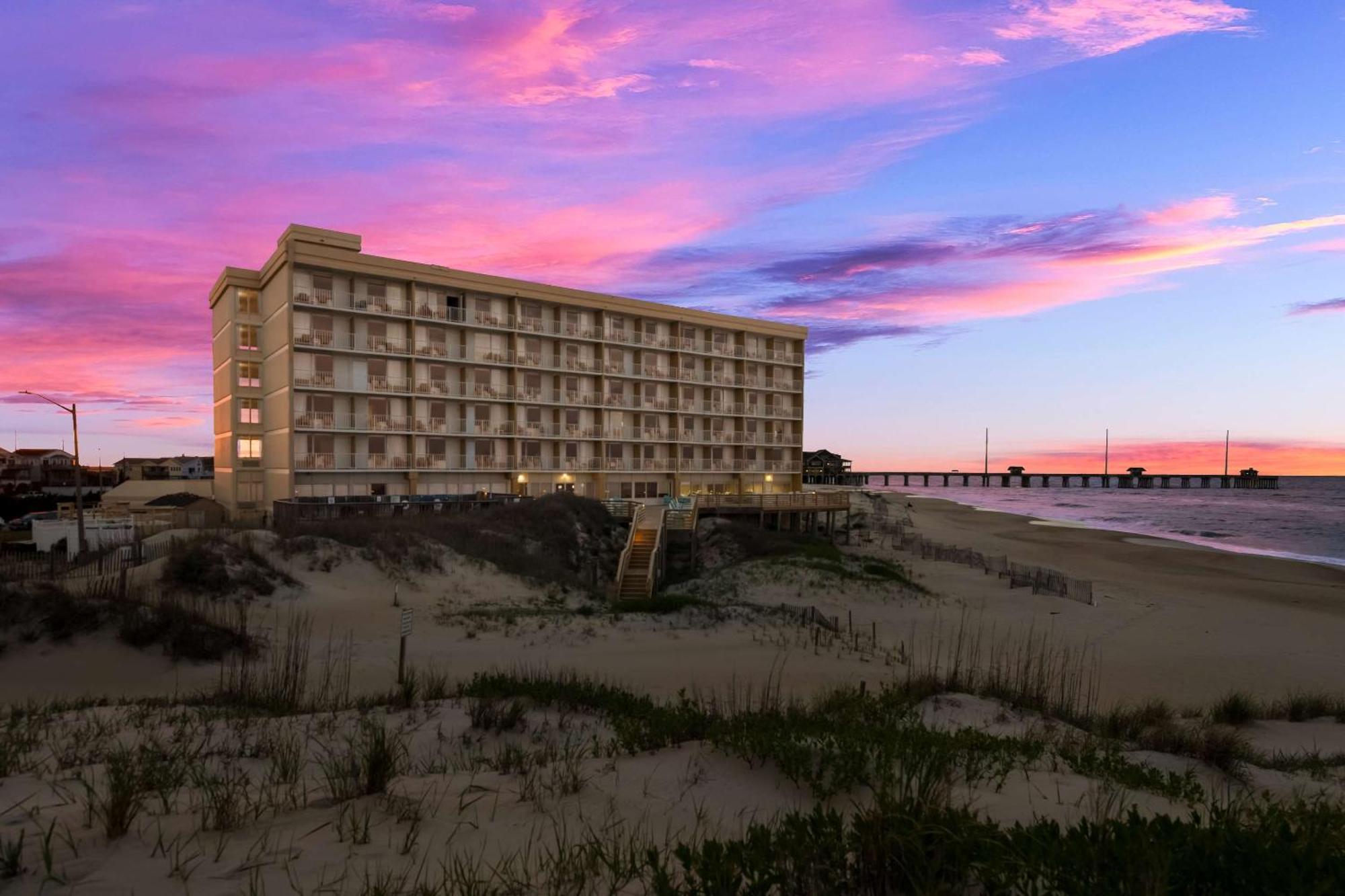 Comfort Inn South Oceanfront Nags Head Bagian luar foto